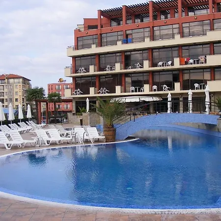 Nobel Ultra - Free Access Hotel