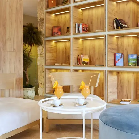 Szálloda Nobel Ultra - Free Access