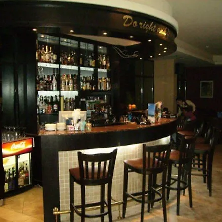 酒店 Nobel Ultra - Free Access